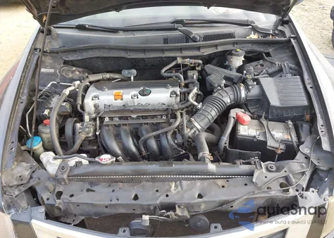 2010 Honda Accord 2.4 Lx z USA, uszkodzony, nr VIN 1HGCP2F3XAA164178